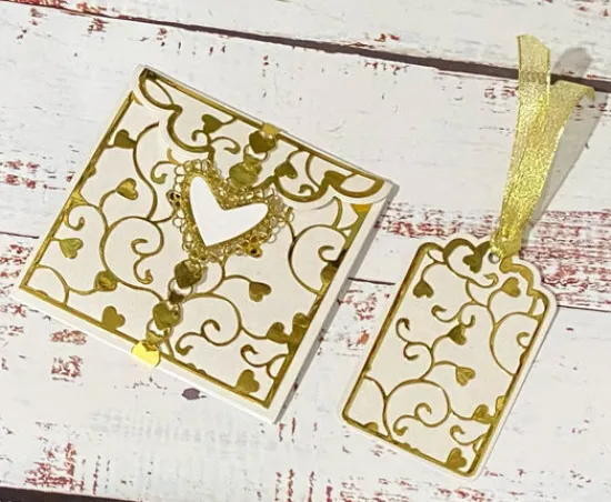 Craft Buddy CBD52: Heart and Vine Gifting Wallet Die Set New
