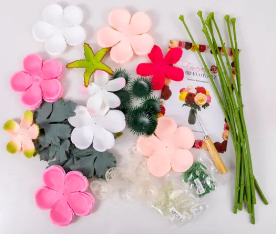 Craft Buddy Forever Flowerz Charming Ranunculus Kit (makes 30) Discount