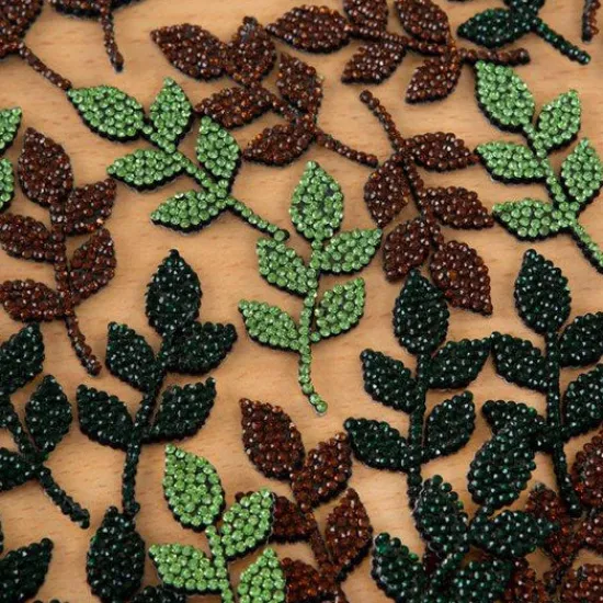 Craft Buddy Self-Adhesive Diamante Leaf Flourishes - Natural Clearance