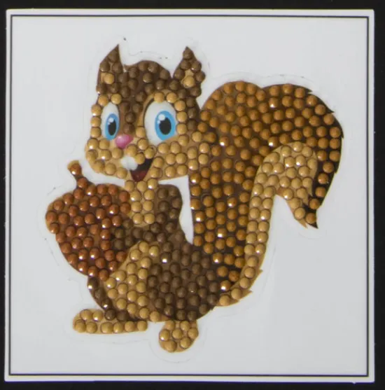 Craft Buddy "Smiling Squirrel" Crystal Art Motif Fashion